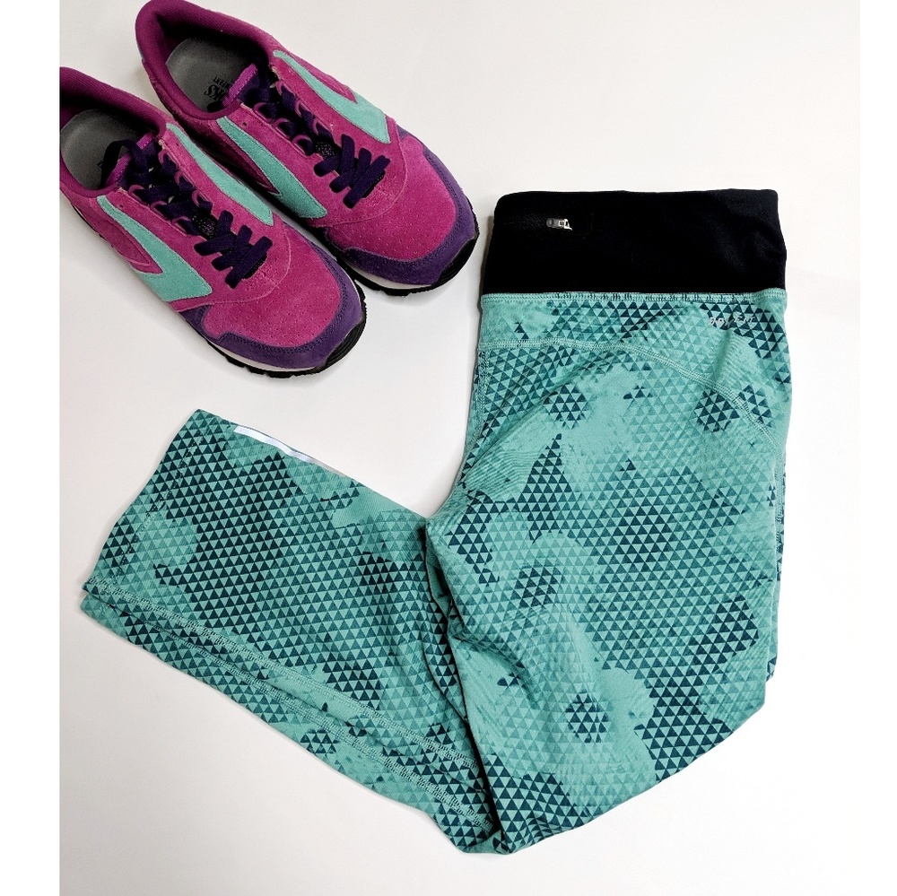 Nike Drifit Running Digital Floral Print C…